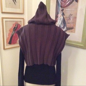 Hooded cropped sweater/poncho